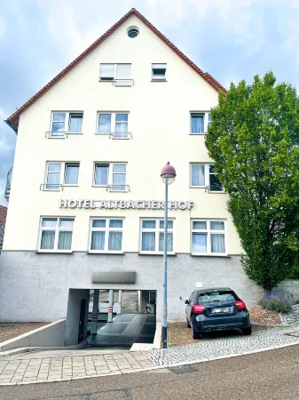 Hotel Altbacher Hof Отели в г. Кёнген