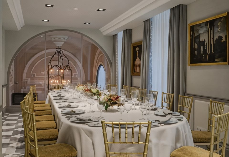 헤리티지 마드리드 호텔 로비