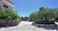 Elegant Huge Villa Large Pool, Ideal for Weddings