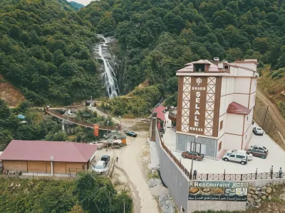 Grand ŞELALE Hotel Hôtels à : Cayeli