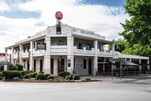 Delatite Hotel