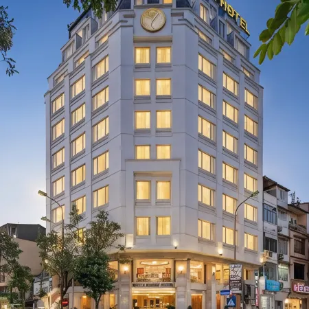 Nesta Hotel Ha Noi