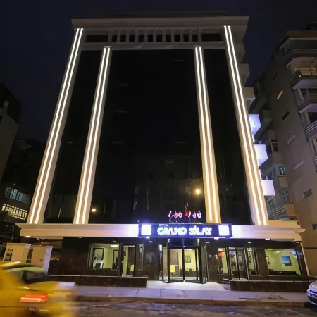 Grand Silay Hotel