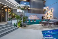 Luuks Luxury Accommodation - Pools