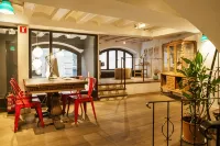 Eco Boutique Hostal Grau - مطابخ