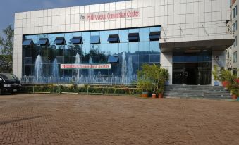 Hill View Hotel - Housity