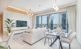Luxury Dubai Creek Harbour Waterfront Apartment