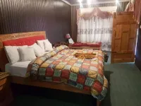 Clouds View Hotel & Restaurant Hotel di Naran