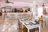 Typic Oasis Sa Tanca Hotel a Cala Llenya