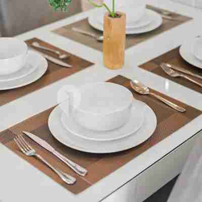 Meadow by Kozystay - Newly Renovated - Kebon Jeruk Dining/Meeting Rooms