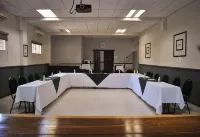Diggers Inn Hotels in Francistown