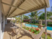 Hajo's Lodge & Spa Hotels near Paddocks shopping Centre