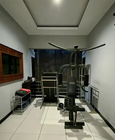 AW Homestay Отели в г. Godean