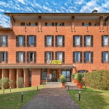 B&B Hotel Bergamo City Hotels near Piazza Vecchia
