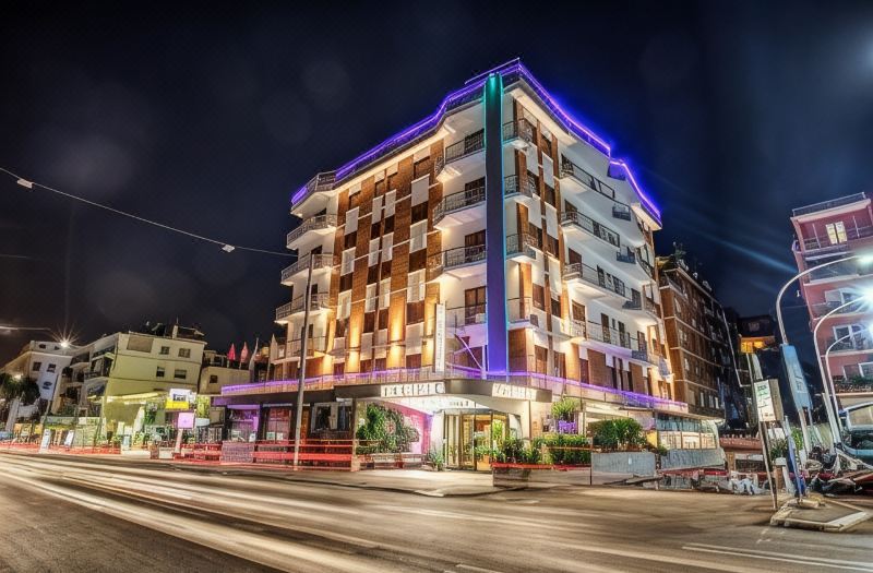 Hotel Pacific