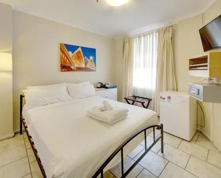 Neutral Bay Lodge Отели рядом с достопримечательностью «Парк Брэдфилд»