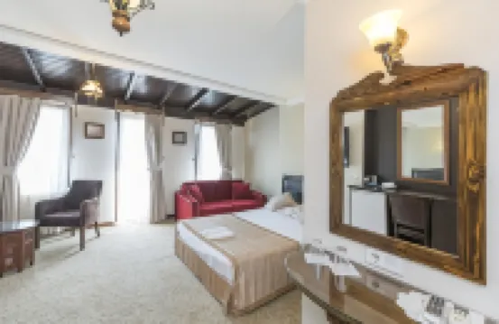 Naz Wooden House Inn