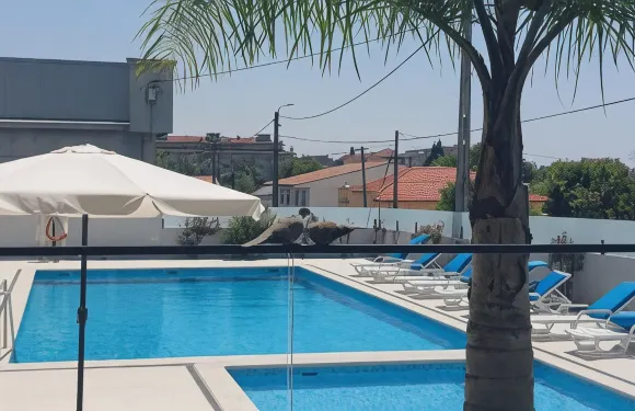 蒙特利里歐酒店