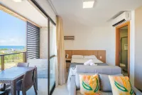 Stay Just Steps From Itapua Beach, With Pool and gym - RGF Hotels in 