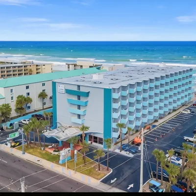 Fountain Beach Resort Отели рядом с достопримечательностью «Торговый центр Destination Daytona»