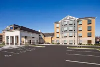 Homewood Suites by Hilton Ronkonkoma Hotel a Lake Ronkonkoma