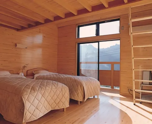 Pension Picnic Hotels in Takeo