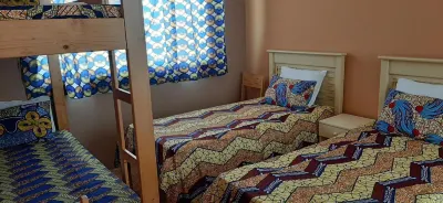 Hotel Ah Maio - Family Room with Private Bathroom Hotel di 