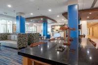Holiday Inn Express & Suites Staunton