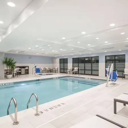 Hampton Inn Rochester-Penfield Отели в г. Уэбстер