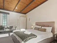 Colonial Bank Motel Hotels in Omeo