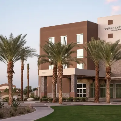 Courtyard Mesa at Wrigleyville West Hotels near Mesa Convention Center