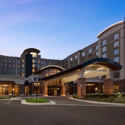 Embassy Suites by Hilton Springfield Hotels near Total Wine & More