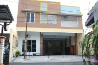 RedDoorz Syariah Near Suncity Mall Madiun Hotel a Madiun