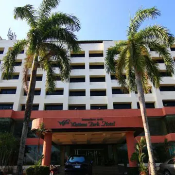 Wattana Park Hotel