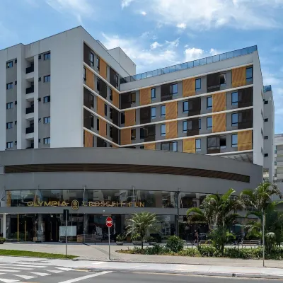 SSG Estúdios próximos a Ufsc em Florianópolis Hotels near Floripa Mall