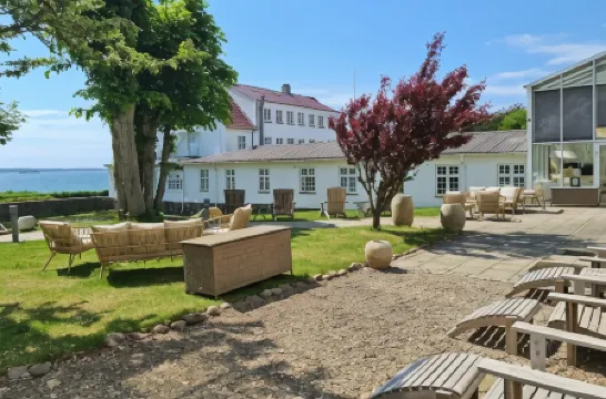 羅斯拿爾斯斯特朗德飯店