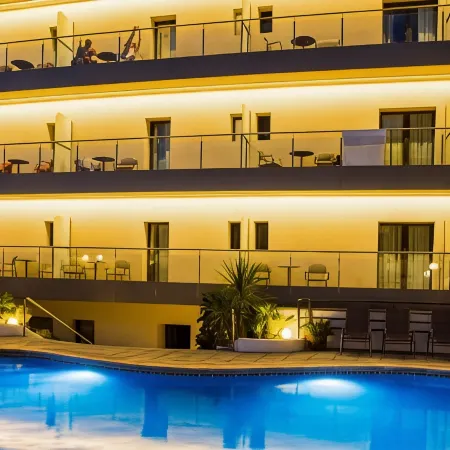 Petit Palau - Adults Only
