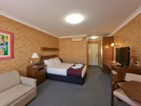 Tamworth Motor Inn & Cabins Hotels in South Tamworth