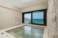 Portara Seaside Luxury Suites - Parvekkeita