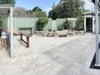 Tuncurry Tranquility family and dog friendly house / garden conveniently located فنادق في تونكوري
