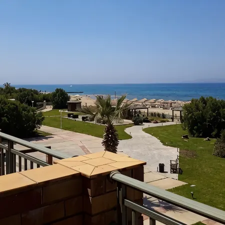 Bella Beach Hotel