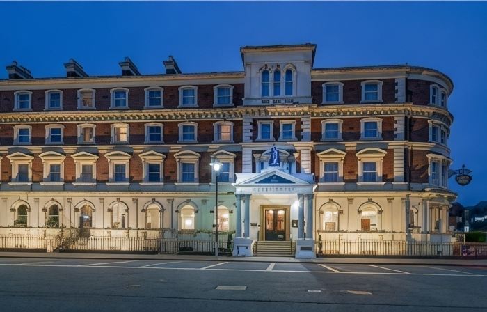 The Queen at Chester Hotel - Handwritten Collection
