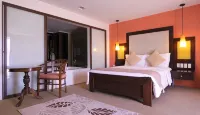 Coron Gateway Hotel & Suites - balcony