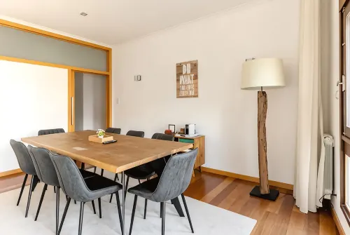 Central Porto 4BR apartment in Porto City center 2MIN METRO and WALK Aliados - 4星級