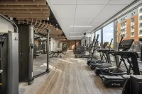 Curated Designer Retreat • Pool • Gym • Dining - con encanto