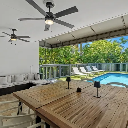 Villa Maya: 12 BR, 14k sq. ft. estate with pool, pickle ball, bball, disco club!