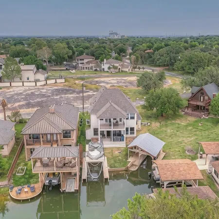 Stunning Luxury Home on Lake LBJ!