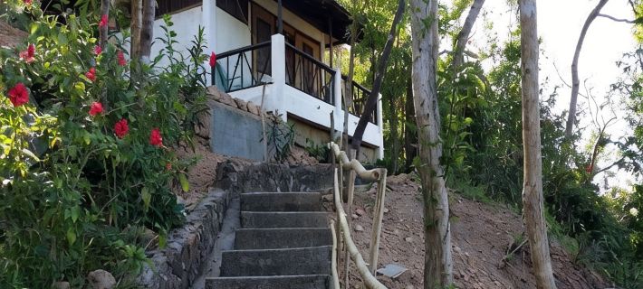 Discovery Island Resort Hotels in Coron