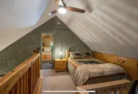 Falls Escape - Firepit, Starlink WiFi, Pets Welcome, Near Trails & Attractions - 2 estrellas