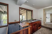 Family Fun Mountain Villa in San Diego Pool/Jacuzzi, Water-slide, PickleBall
